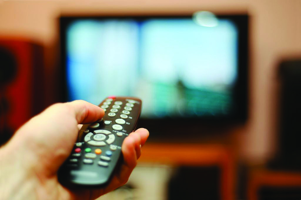 Govt to be flexible while implementing ‘clean feed’ in television channels